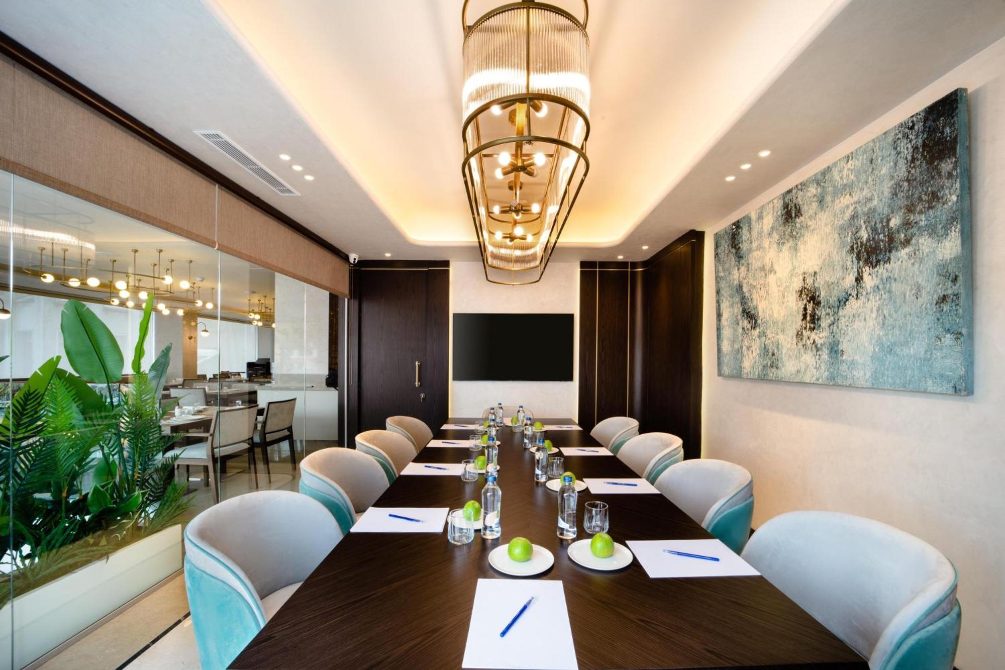 Bentley Hotel Bosphorus - Special Class Istanbul Exterior foto Meeting room at the hotel