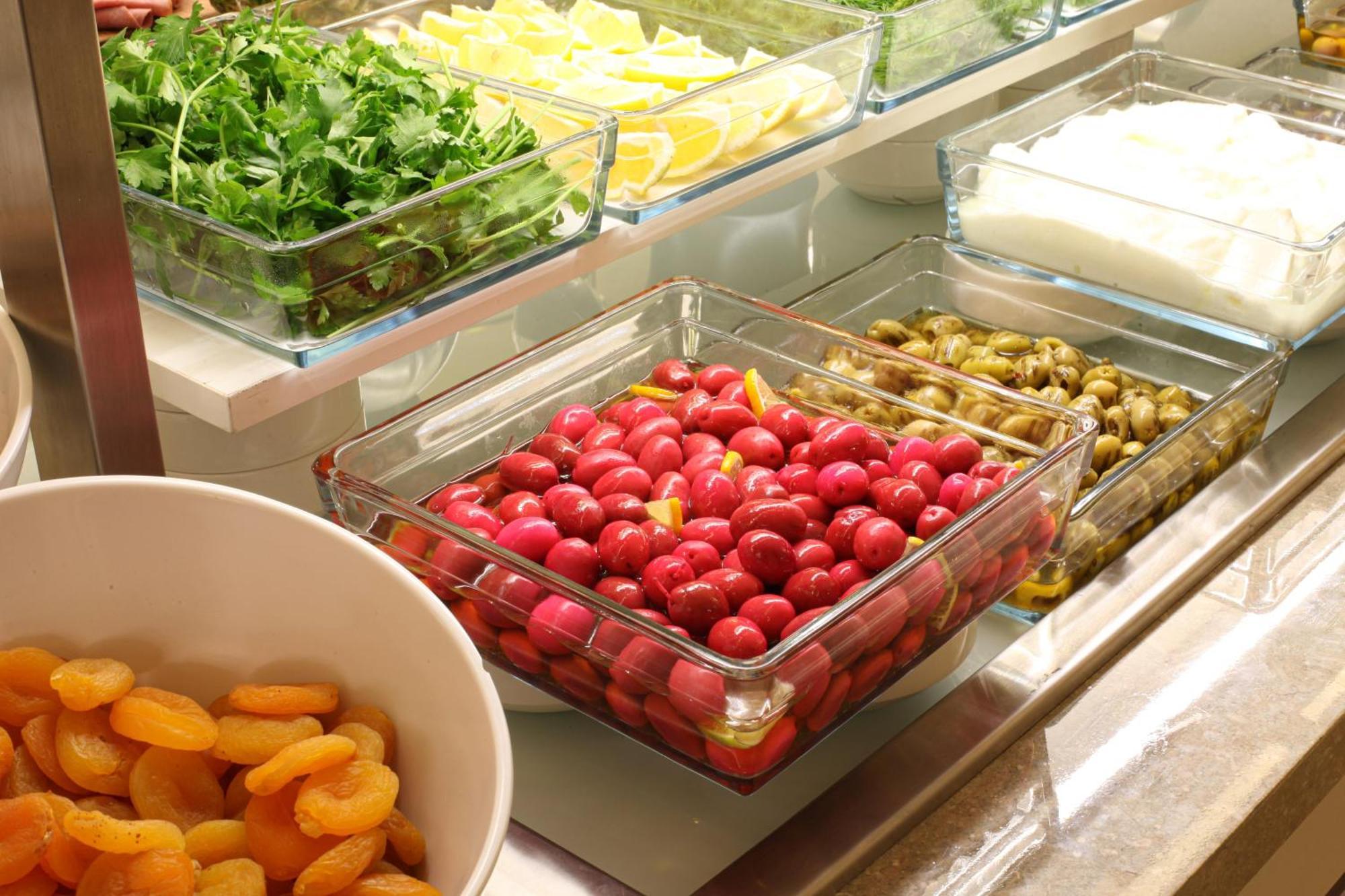 Bentley Hotel Bosphorus - Special Class Istanbul Exterior foto A salad bar